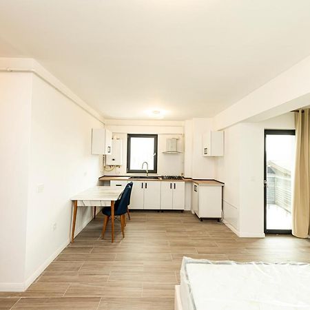 Apart Hotel Fusion Tower 雅西 外观 照片