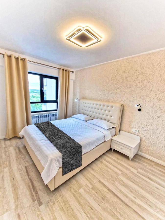 Apart Hotel Fusion Tower 雅西 外观 照片